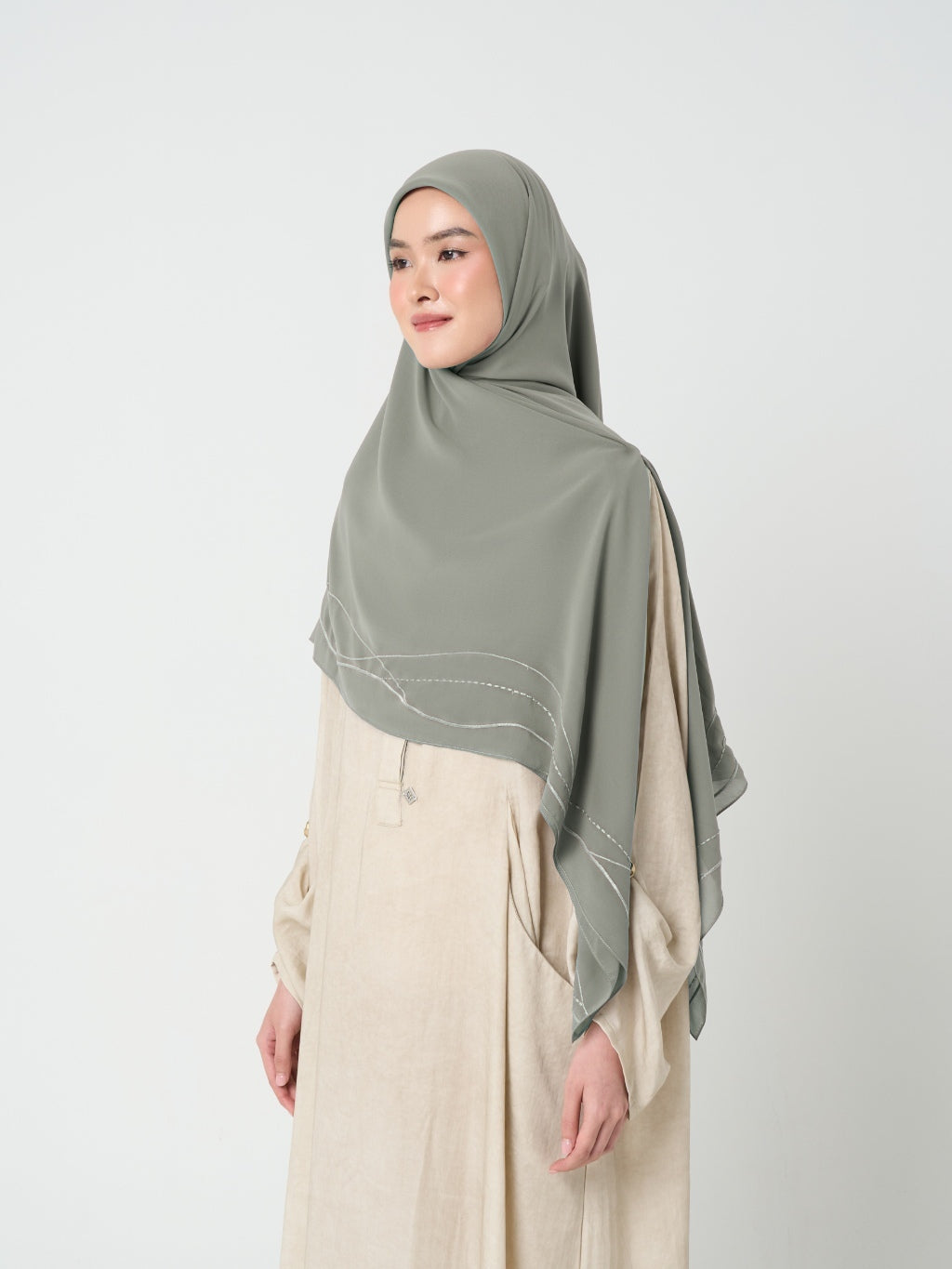 Zahra Embroidery Scarf