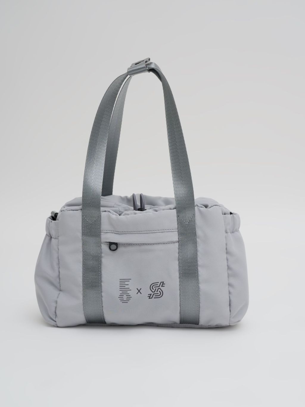 EasyOn x Soraya Larasati - Soraya Essential Bag - Tas Serut Olahraga Anti Air