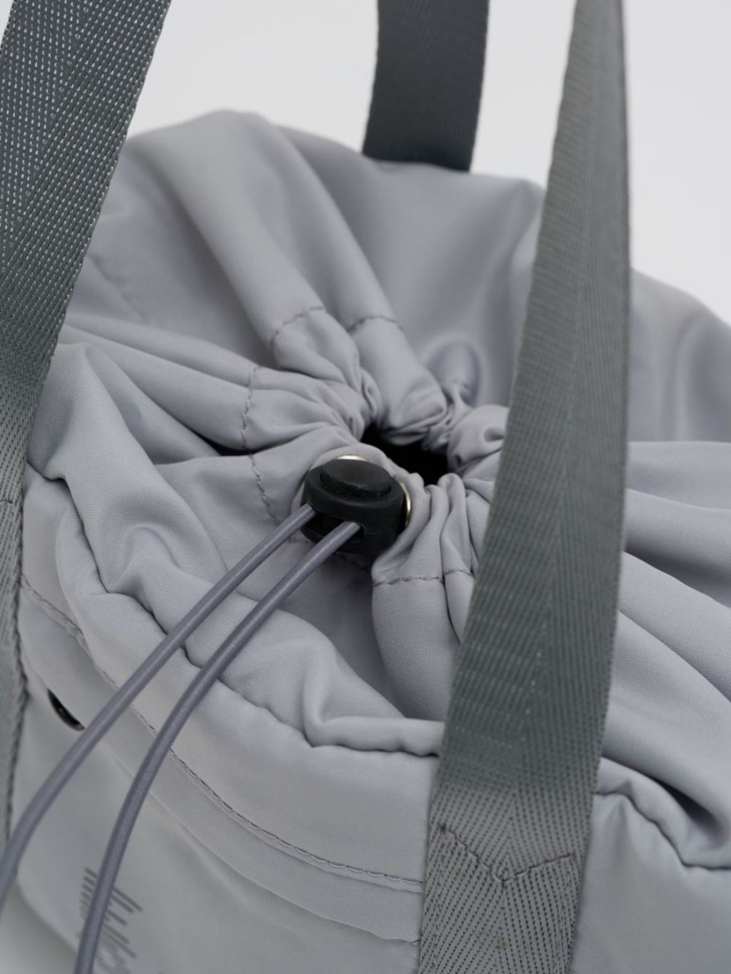 EasyOn x Soraya Larasati - Soraya Essential Bag - Tas Serut Olahraga Anti Air