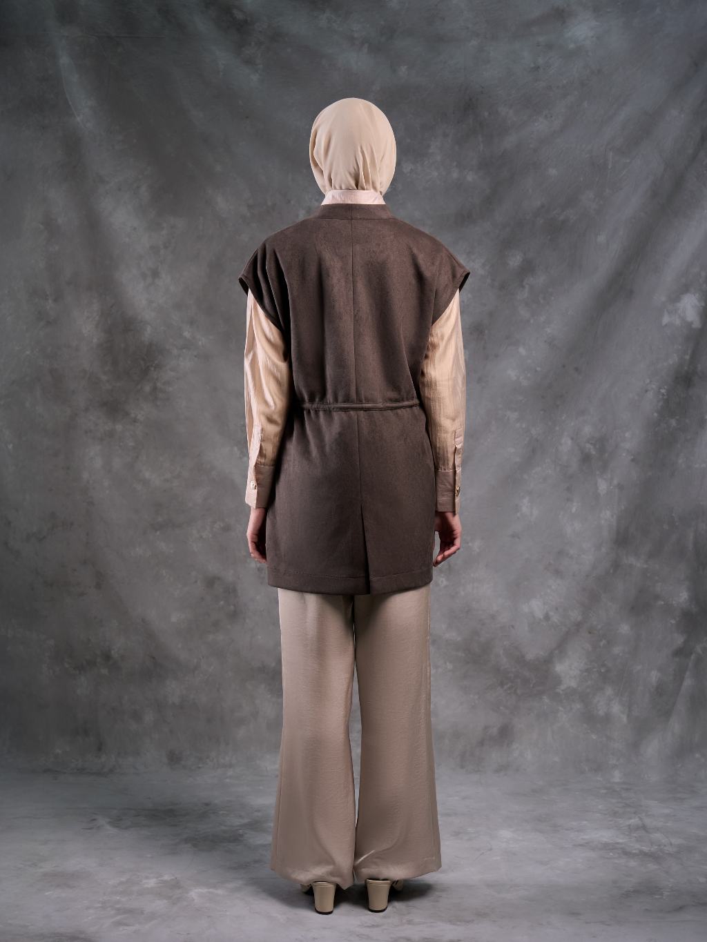 Rompi Maysa - Luaran Suede Premium