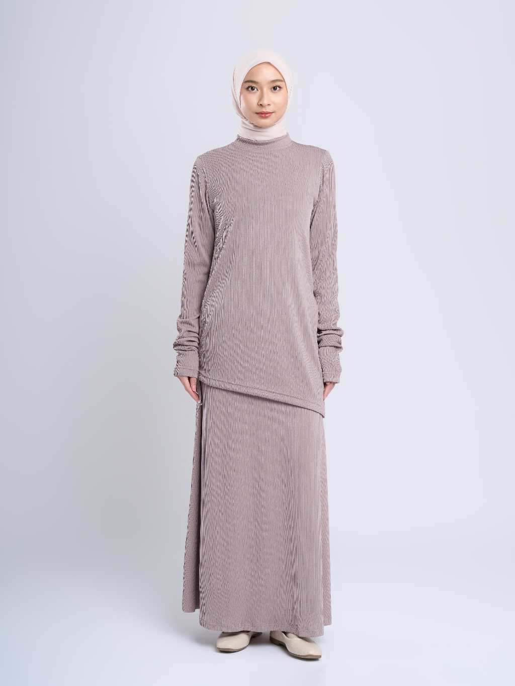 Terra Top - Atasan Pleats Rajut