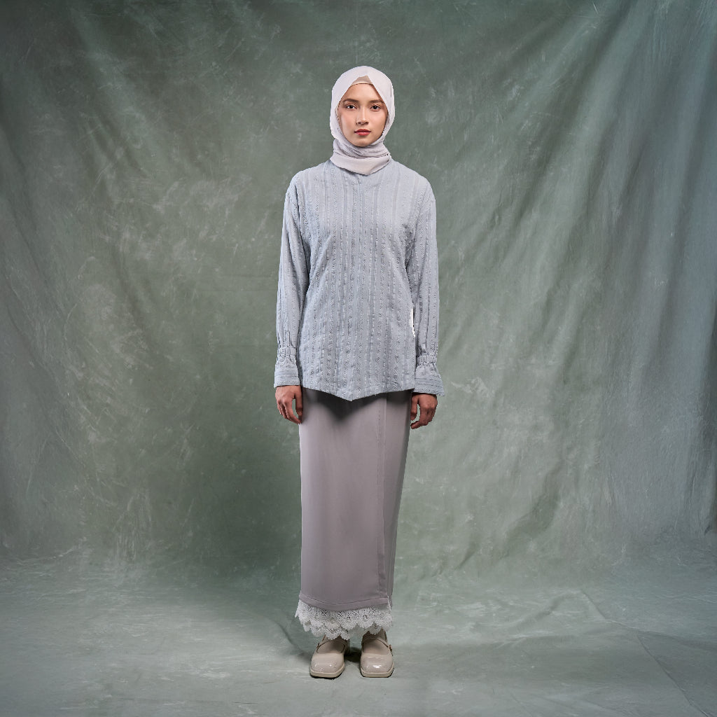 Hanan Top - Kemeja Bordir Bunga