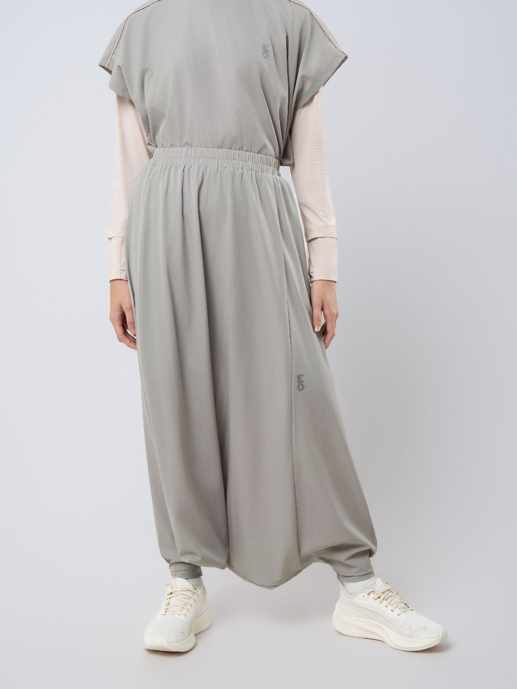 EasyOn Tura Harem Pants - Celana Harem Olahraga