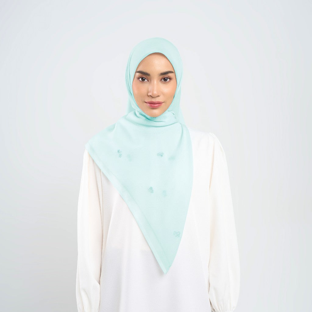 Mahra Embroidery - Hijab Segiempat Bordir Bunga Crystal
