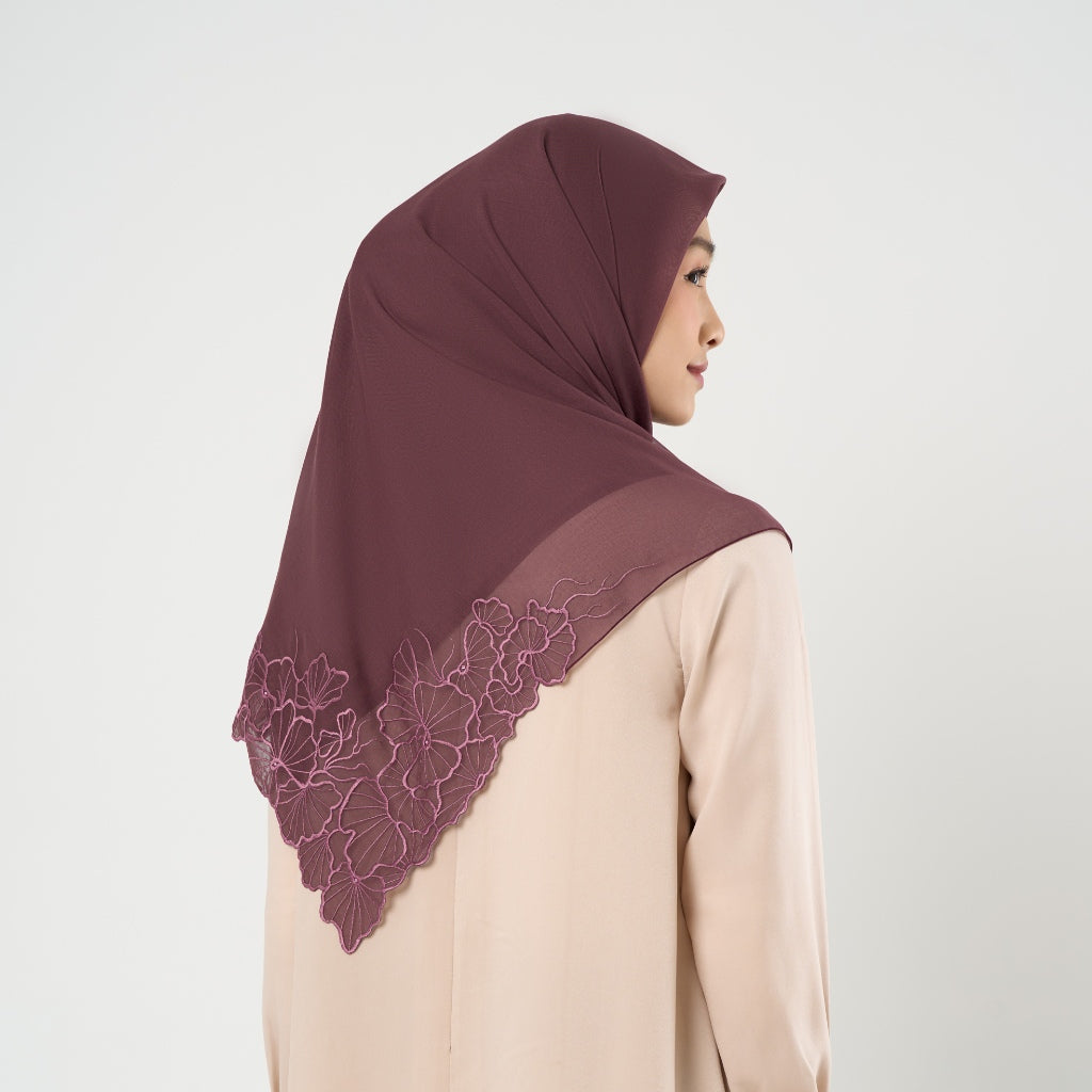 Liyana Embroidery - Hijab Segiempat Bordir Bunga Crystal