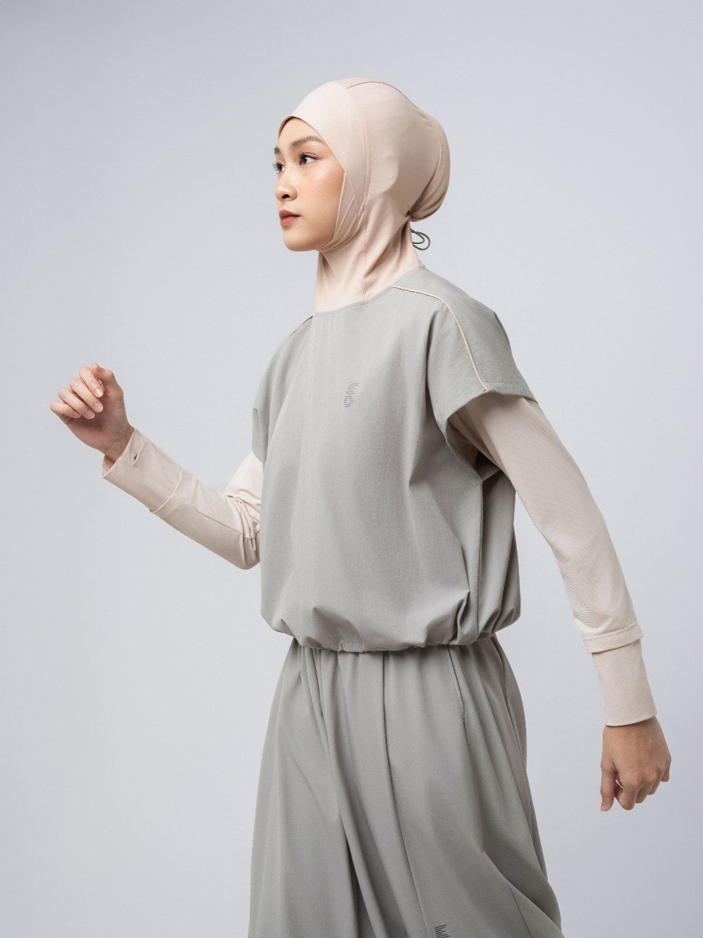 EasyOn Eila Hijab Vest - Hijab Rompi Olahraga Anti UV