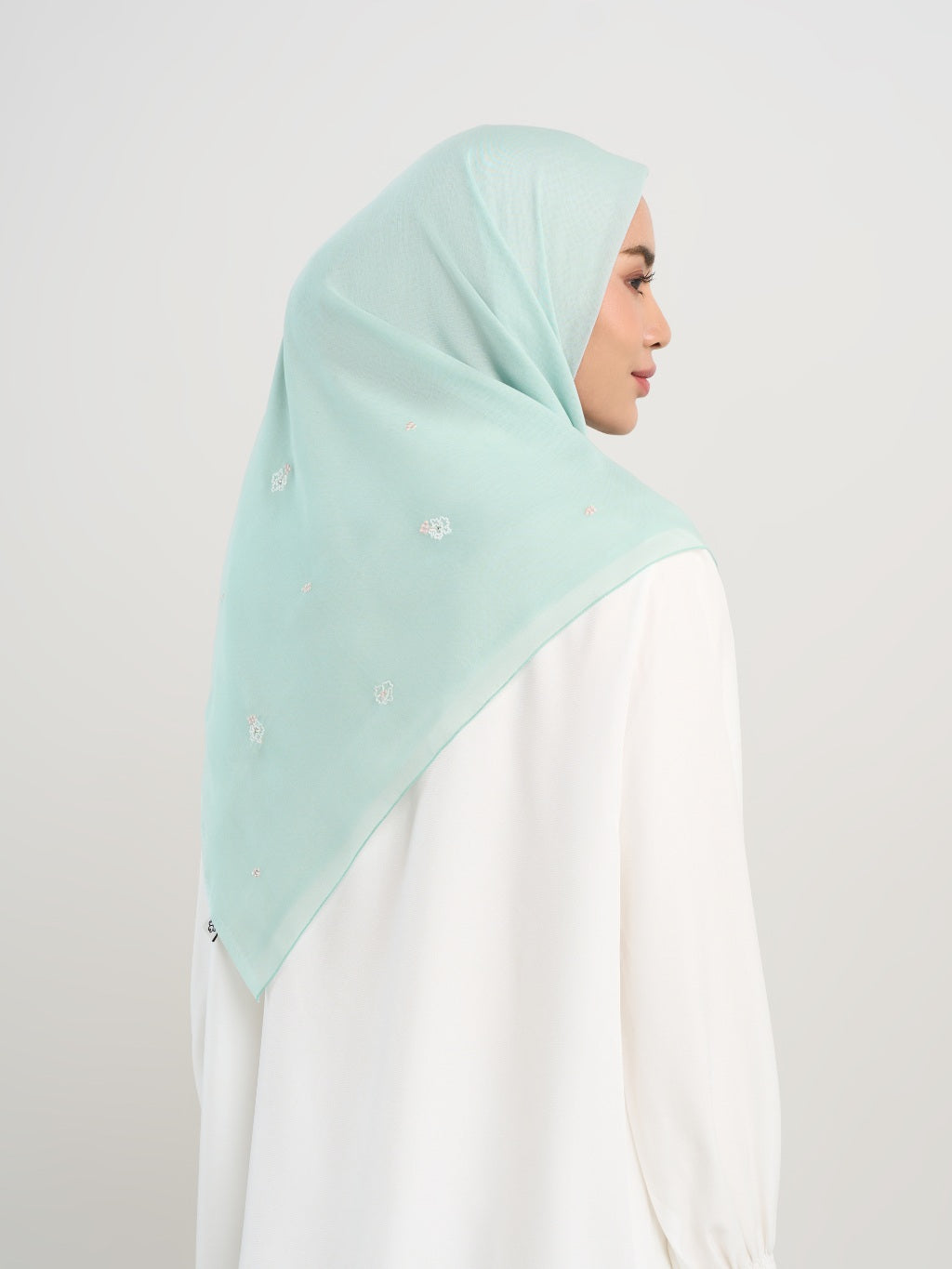 Kenna Embroidery - Crystal Flower Embroidered Square Hijab