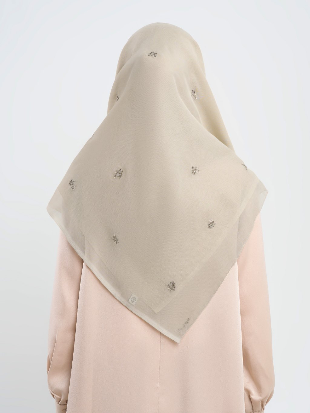 Mahra Embroidery - Hijab Segiempat Bordir Bunga Kristal
