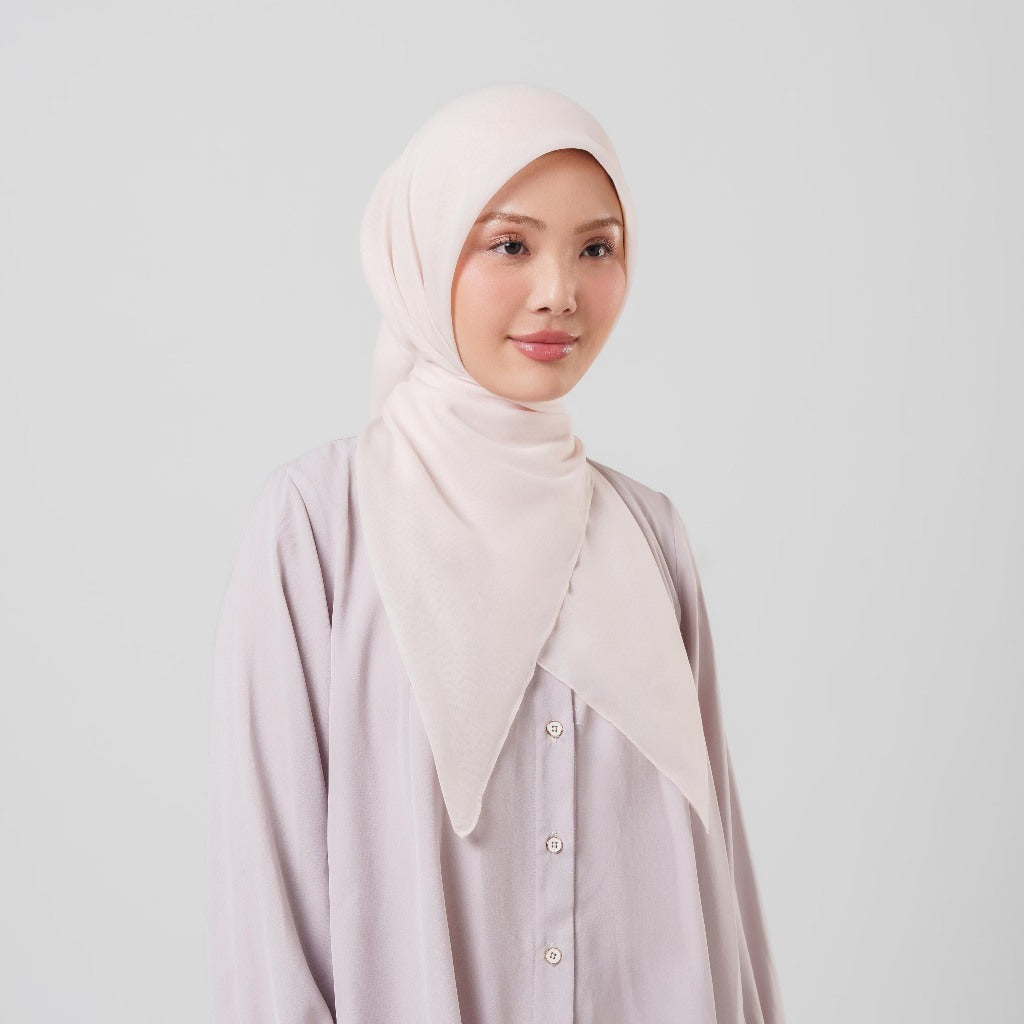Plain Ultrasoft -  Hijab Segiempat Polos Premium
