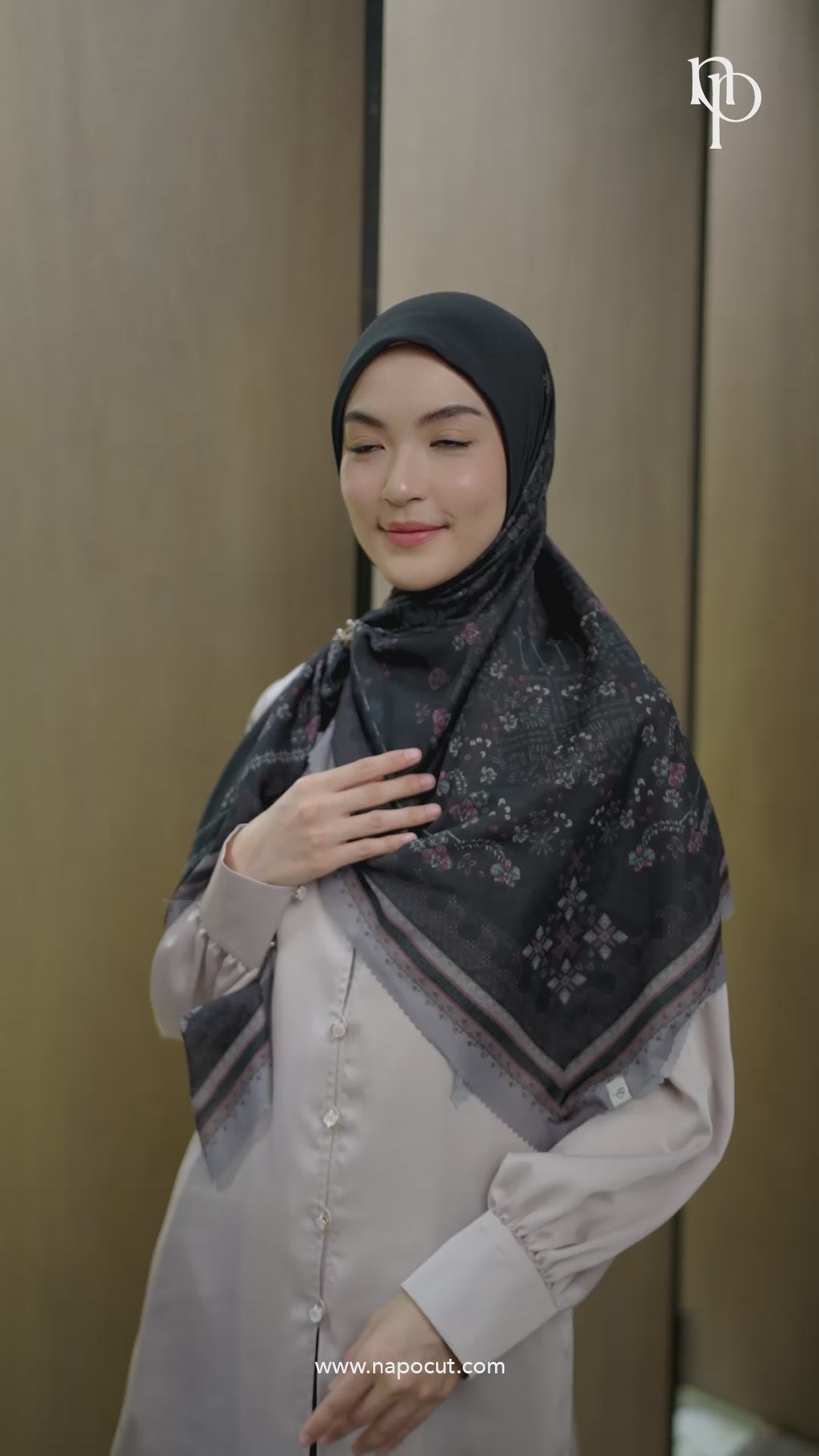Parasya Scarf Syari - Hijab Syari Segiempat Edisi Kemerdekaan Indonesia