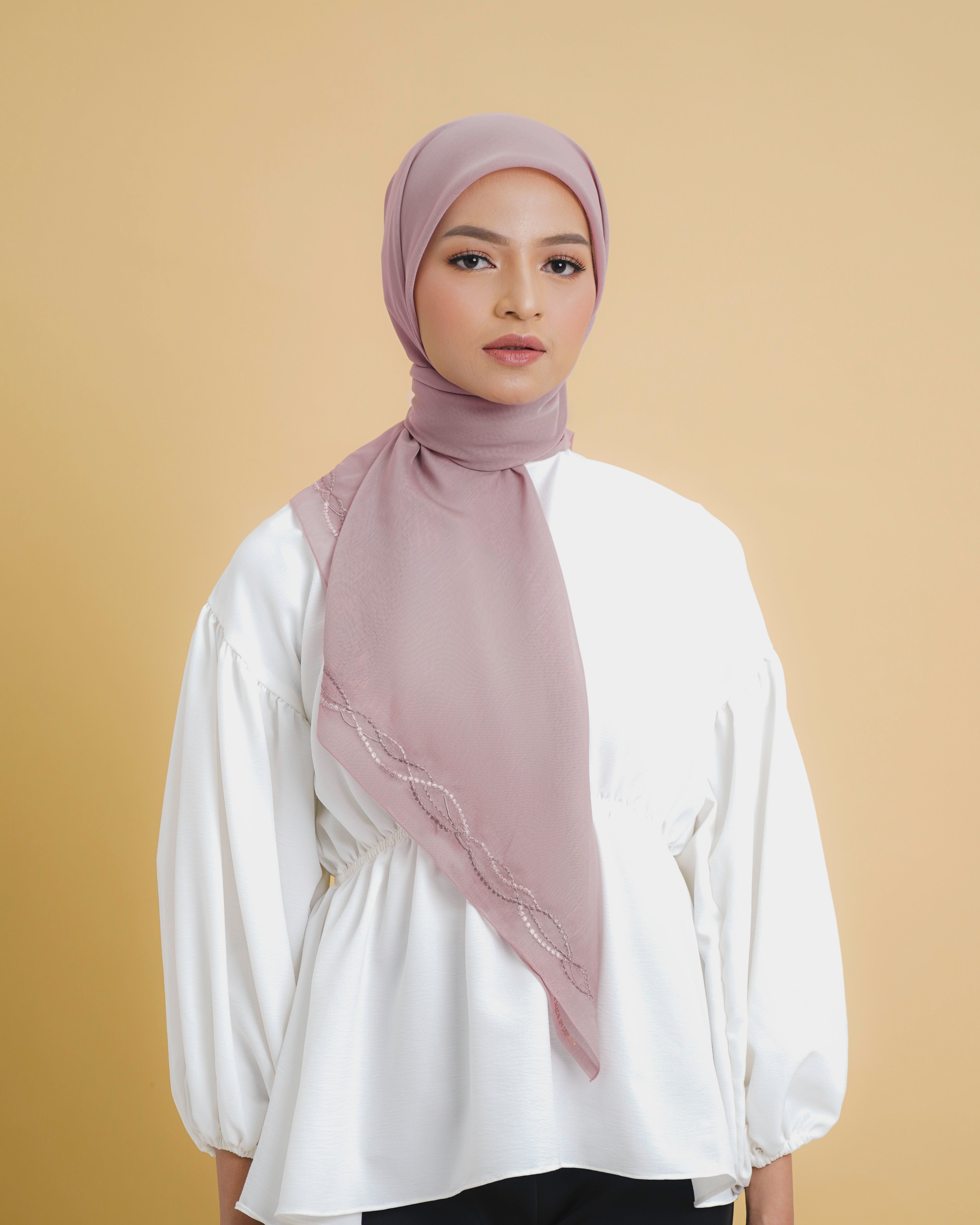 Sulaman Kristal Esha