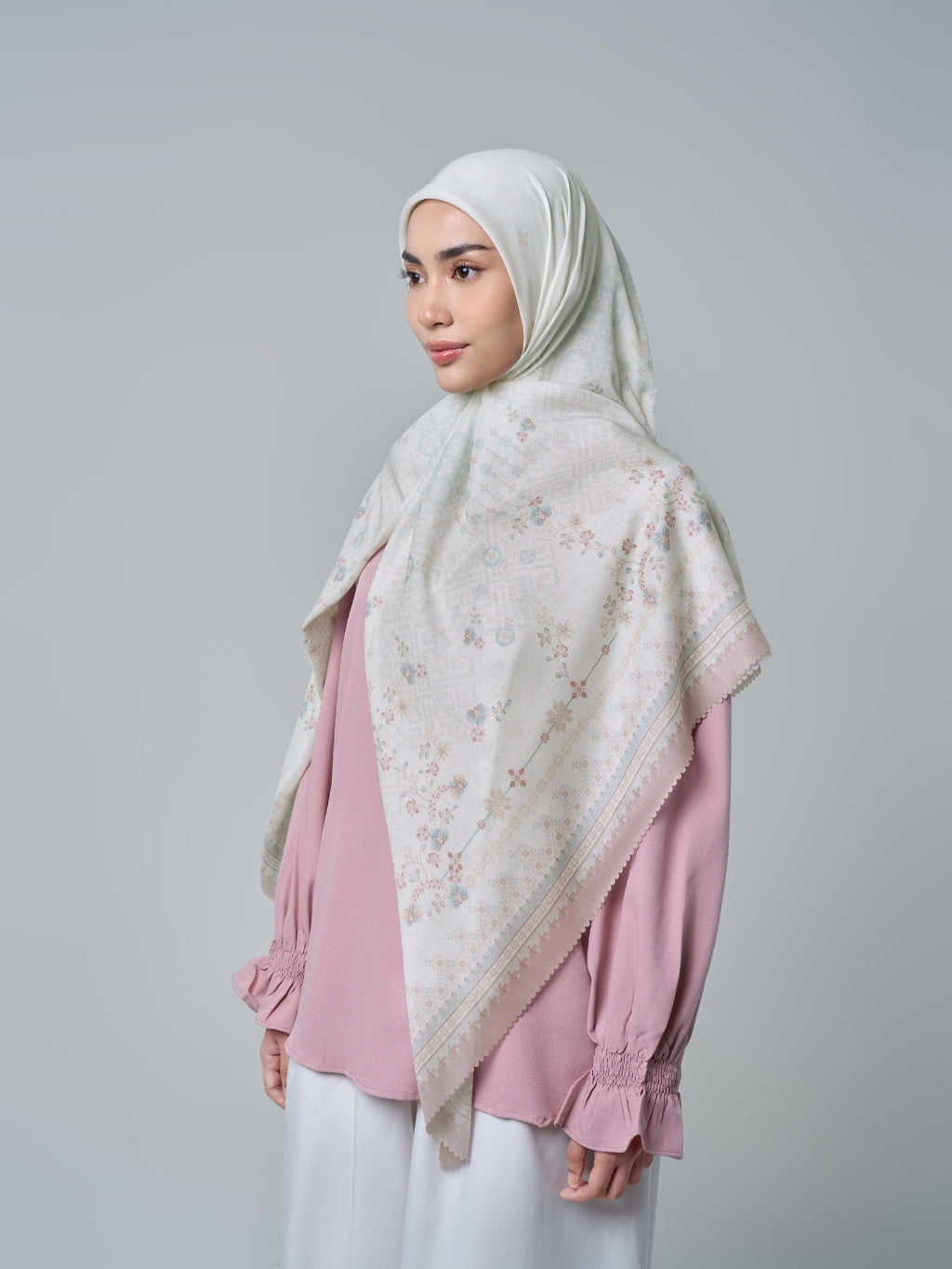 Parasya Scarf Syari - Hijab Syari Segiempat Edisi Kemerdekaan Indonesia
